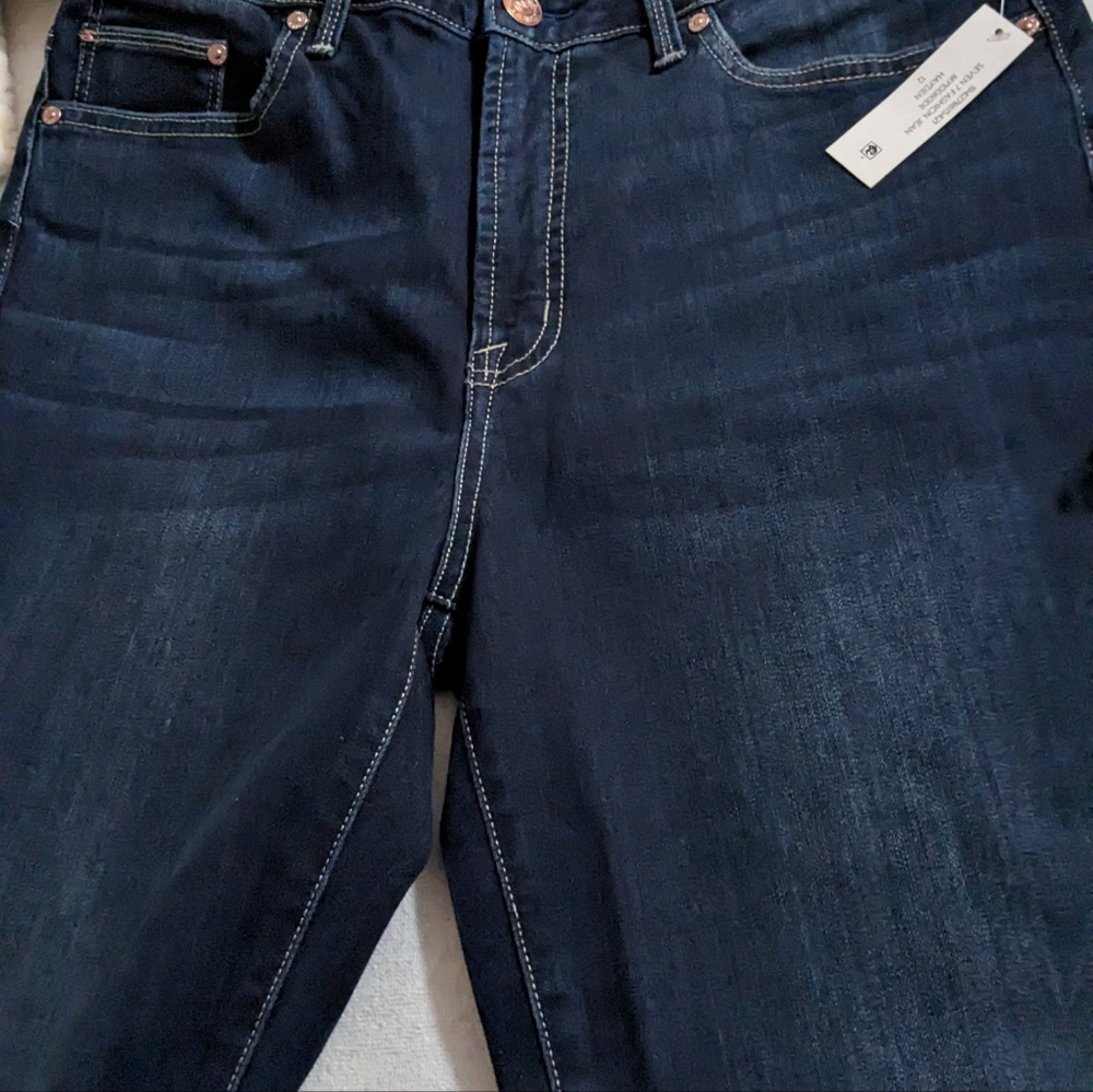 Blue jeans - Picture 7 of 9